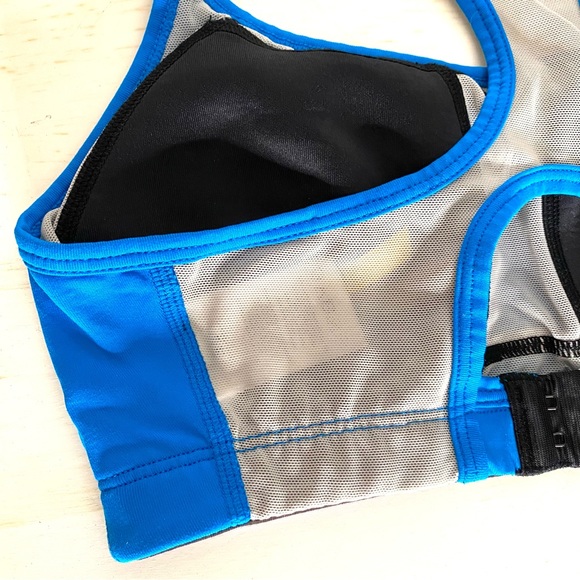 Lolë Blue Grey Wicking Sports Bra - Picture 4 of 10